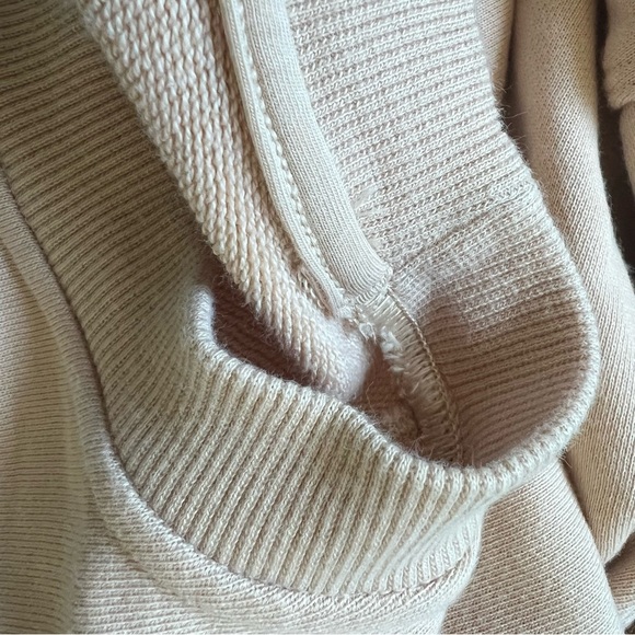 Lululemon Perfectly Oversized Crew Prosecco M - Picture 9 of 10